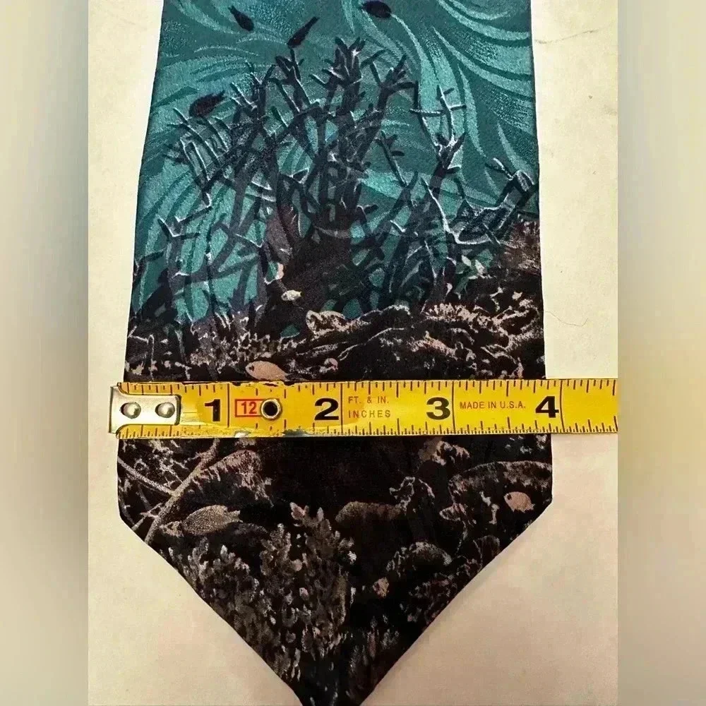 Endangered Species Orca Whale/Ocean Silk Tie‎